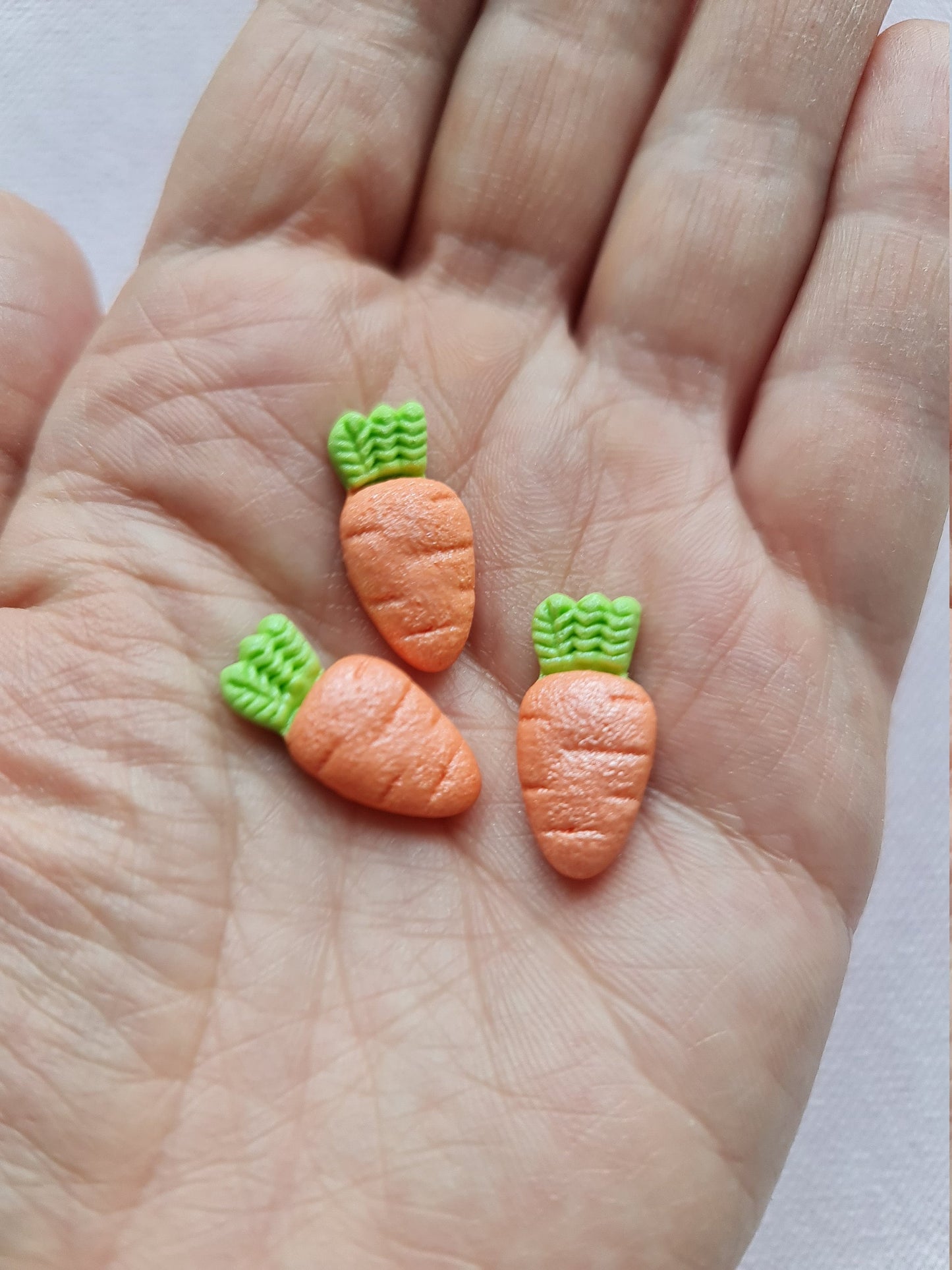 24 pcs. edible sugar fondant mini carrots cake cupcake topperNo Extra Fees for US Buyers