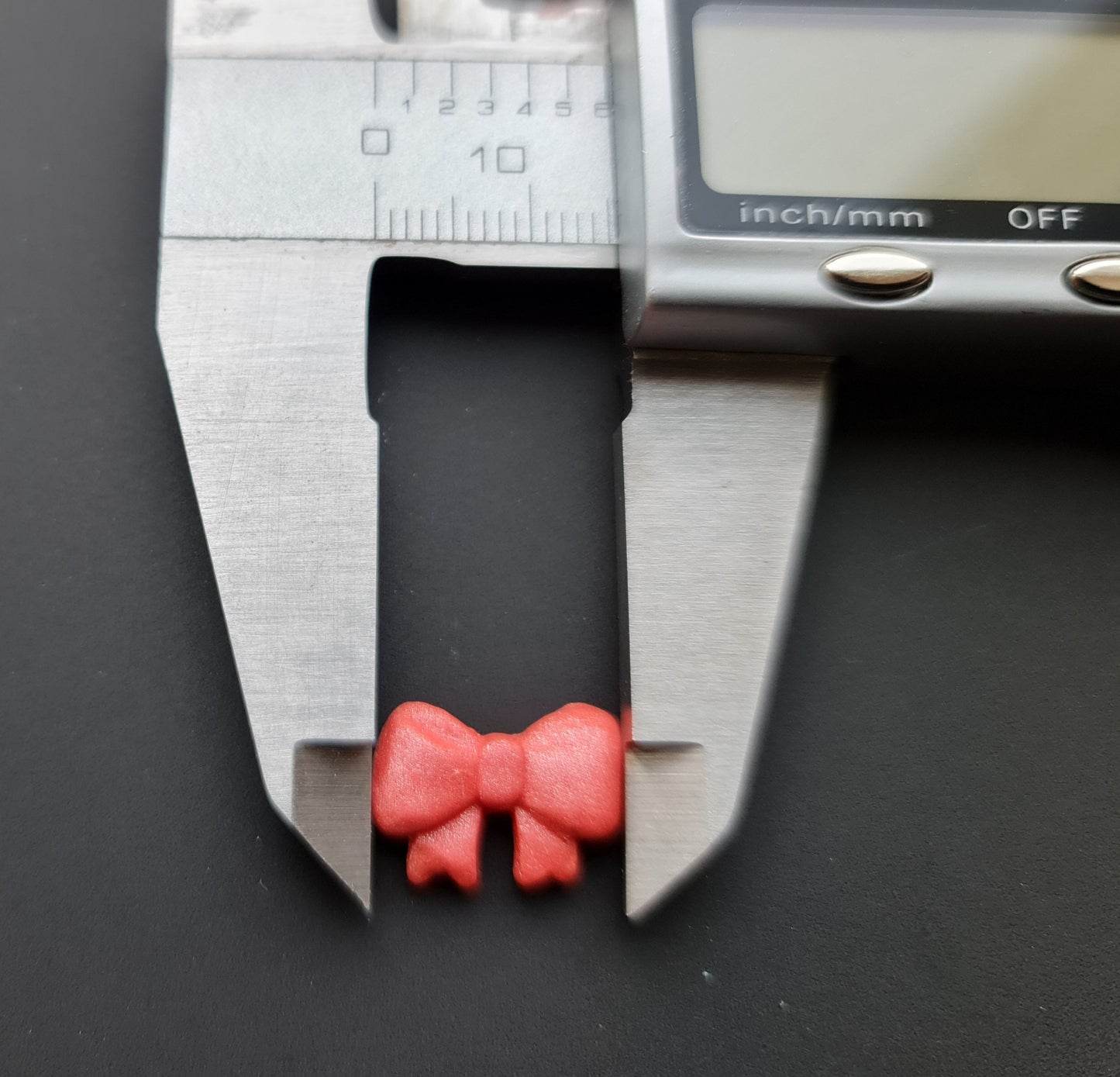 Edible Fondant Christmas Cake Topper Set: Trees, Bows, Snowflakes, Sprinkles