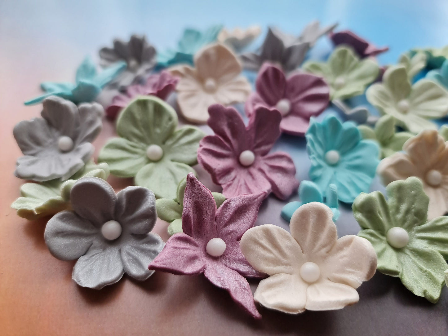 50 pcs. sugar fondant flowers cake topperNo Extra Fees for US Buyers