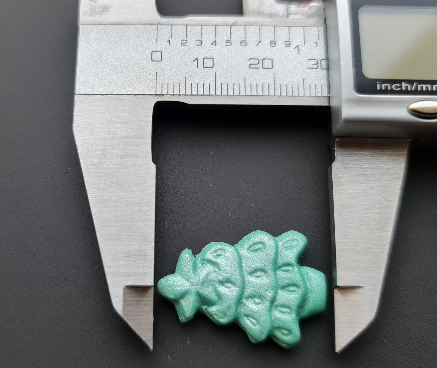 Edible Fondant Christmas Cake Topper Set: Trees, Bows, Snowflakes, Sprinkles