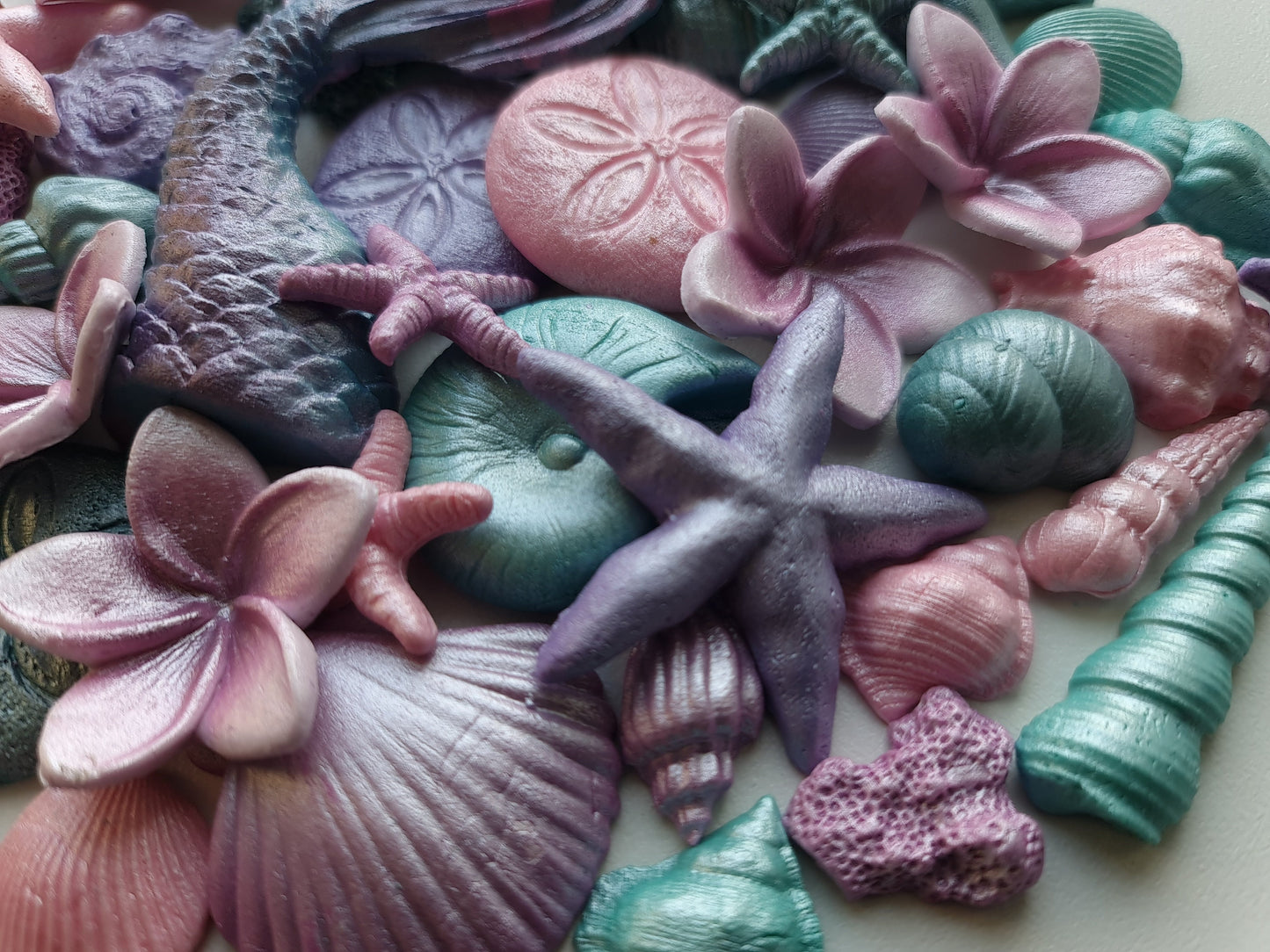 Edible Mermaid Cake Topper Set: Shells, Starfish, Flowers (47pcs)