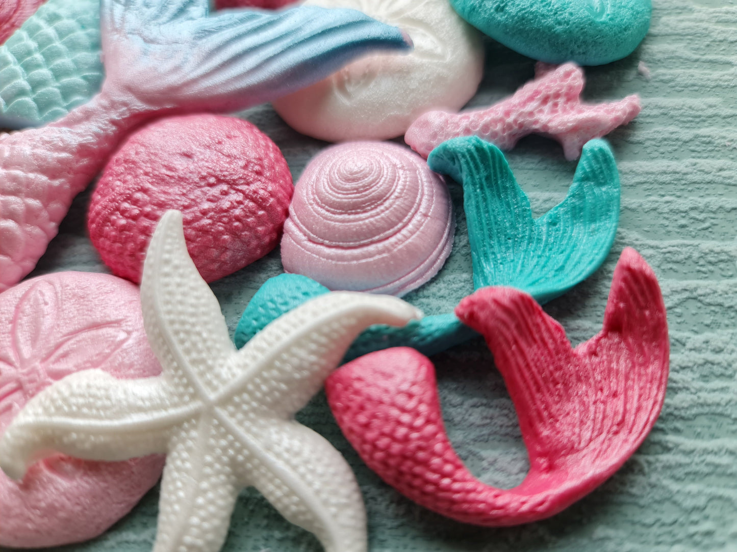 33 pcs. edible sugar fondant shells, corals, mermaid tail, starfish cake topperNo Extra Fees for US Buyers