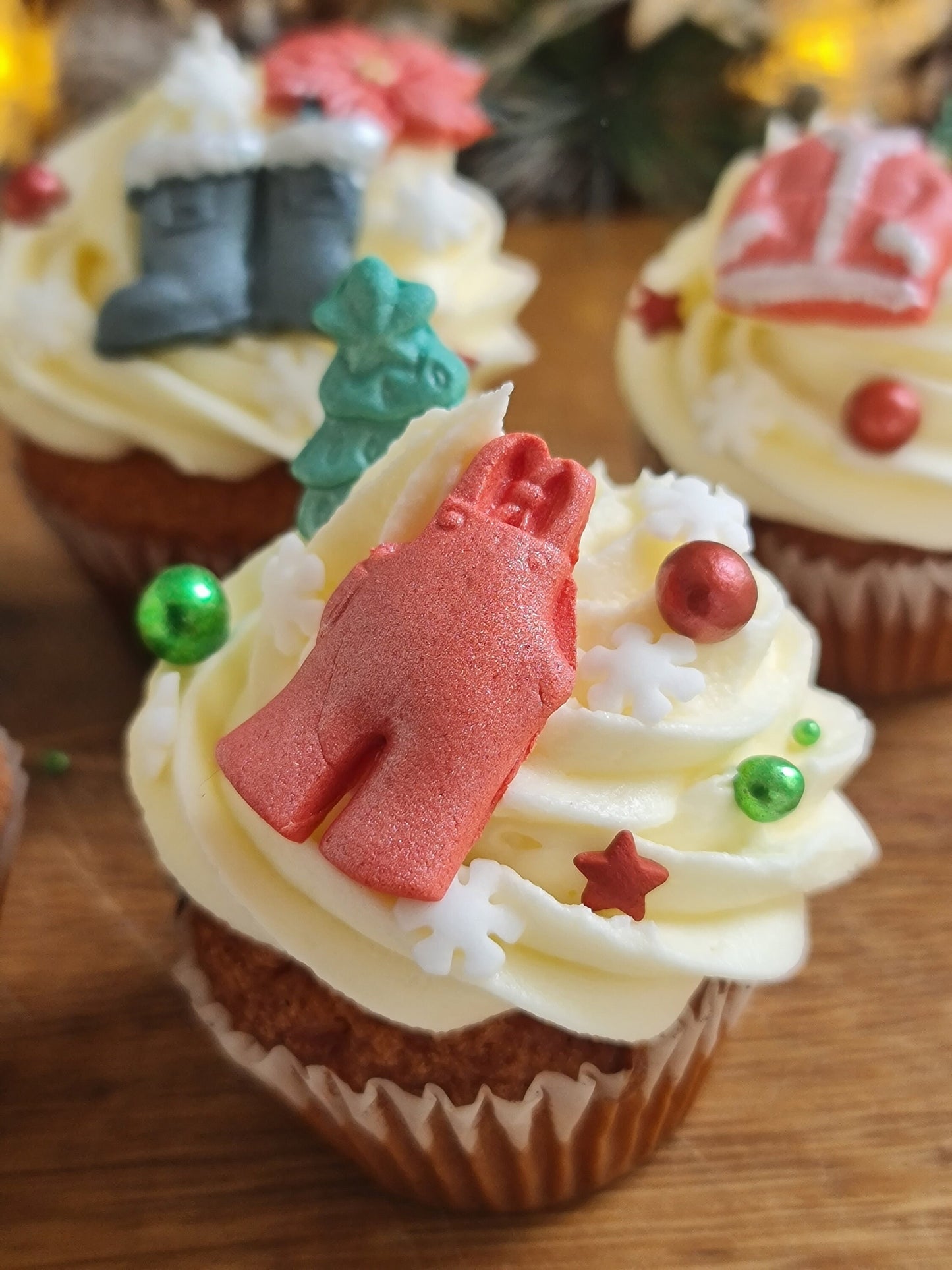 Edible Fondant Christmas Cake Toppers: Santa Clothes, Trees, SnowflakesNo Extra Fees for US Buyers