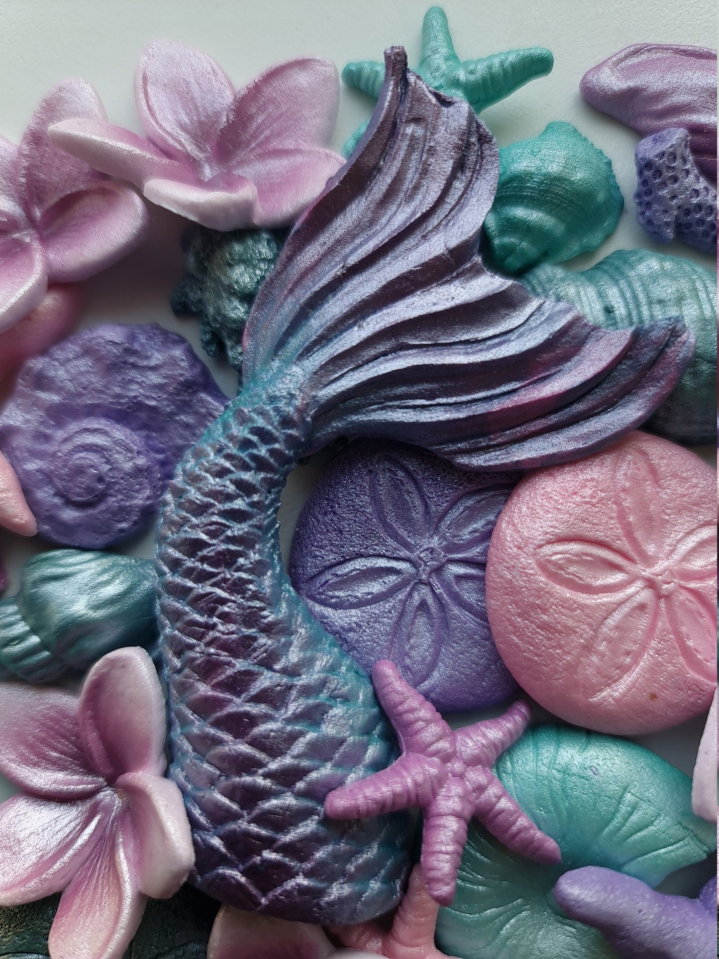 Edible Mermaid Cake Topper Set: Shells, Starfish, Flowers (47pcs)