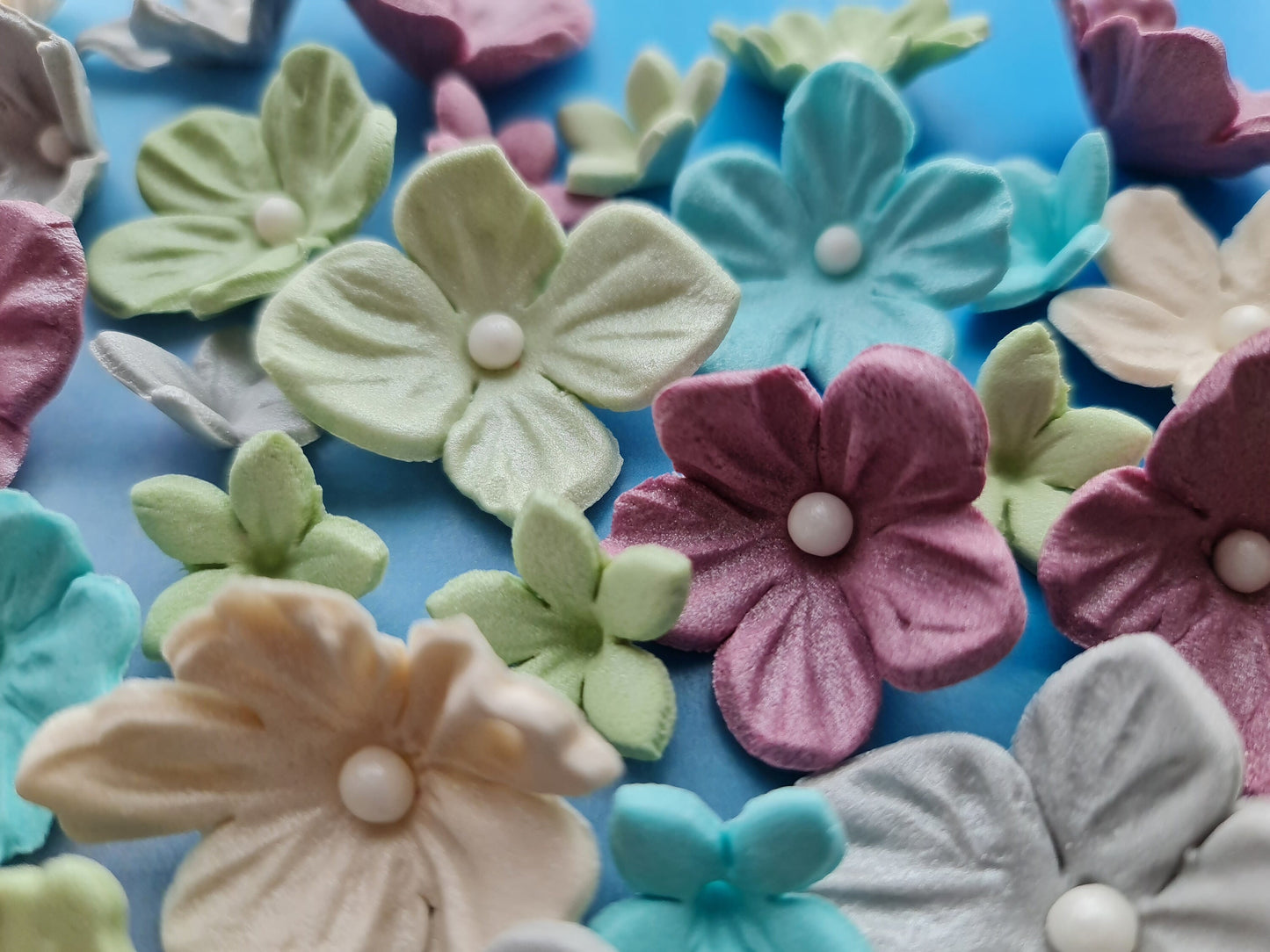 50 pcs. sugar fondant flowers cake topperNo Extra Fees for US Buyers