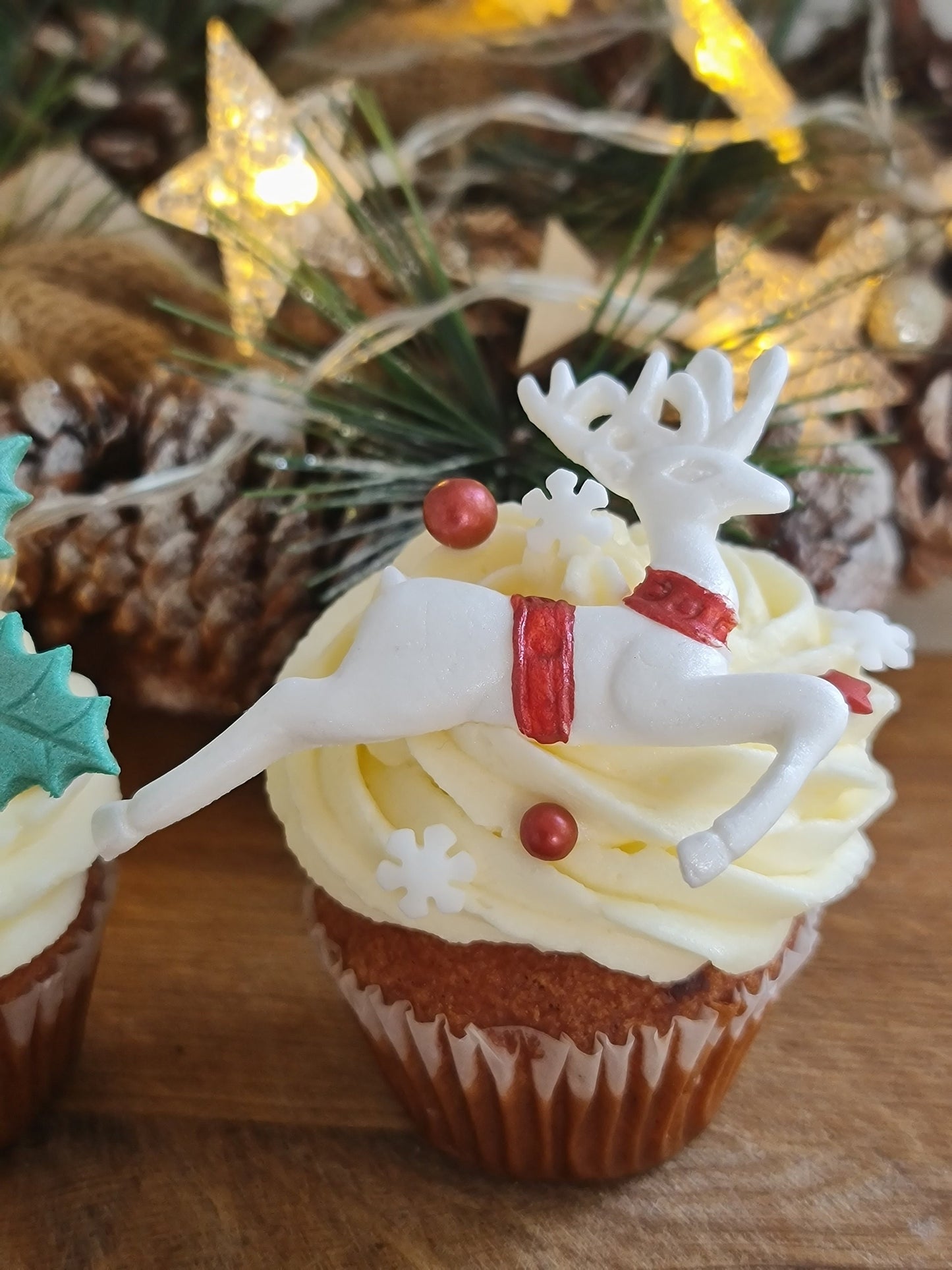 Edible sugar fondant Christmas cake topper, decorations, berries, leaves, reindeer, snowflakes, sprinklesNo Extra Fees for US Buyers