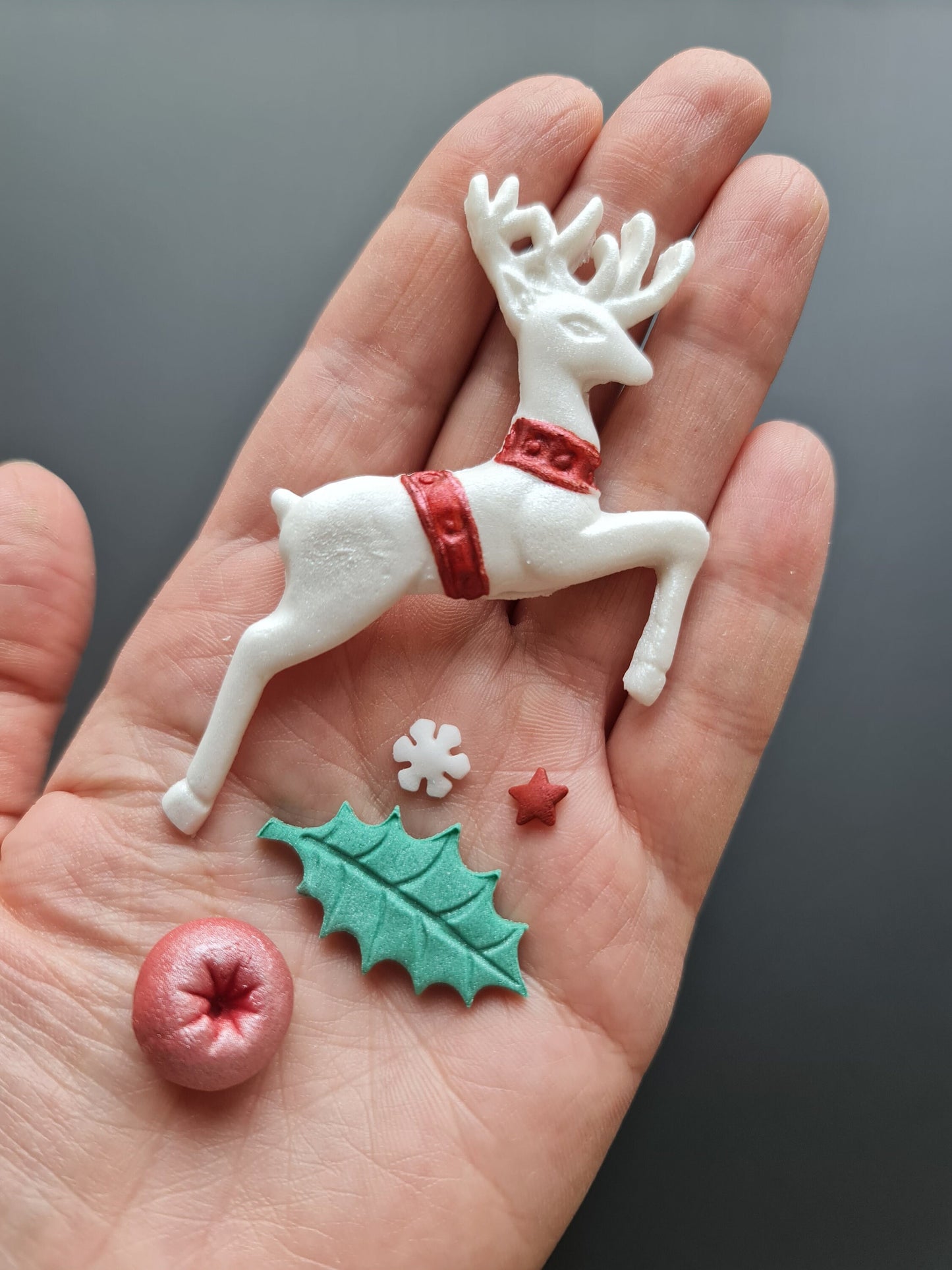 Edible sugar fondant Christmas cake topper, decorations, berries, leaves, reindeer, snowflakes, sprinklesNo Extra Fees for US Buyers
