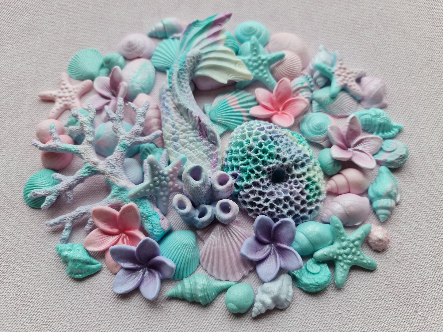 60 pcs. Sugar fondant shells, corals, mermaid tail, flowers cake topper decorationsNo Extra Fees for US Buyers