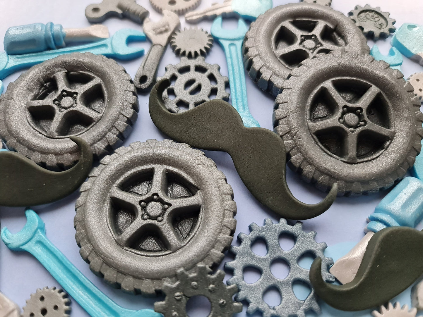 30-Piece Edible Fondant Steampunk Cake Topper SetNo Extra Fees for US Buyers