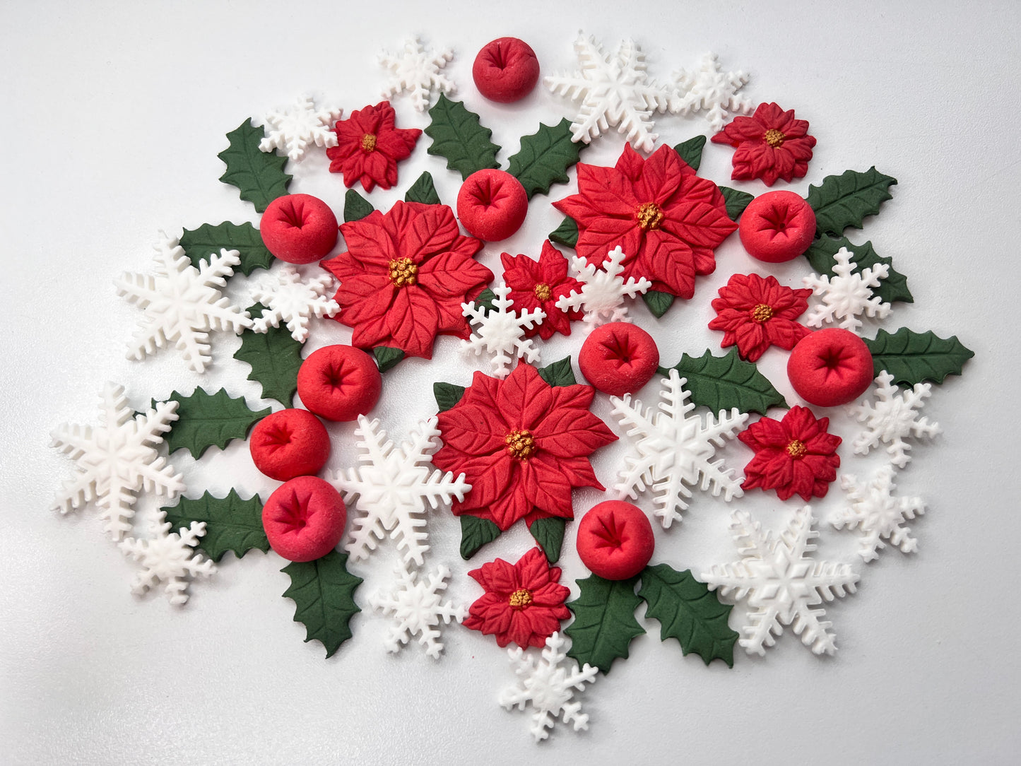 50 Edible Christmas Fondant Decorations – Poinsettias, Holly Leaves, Berries & Snowflakes