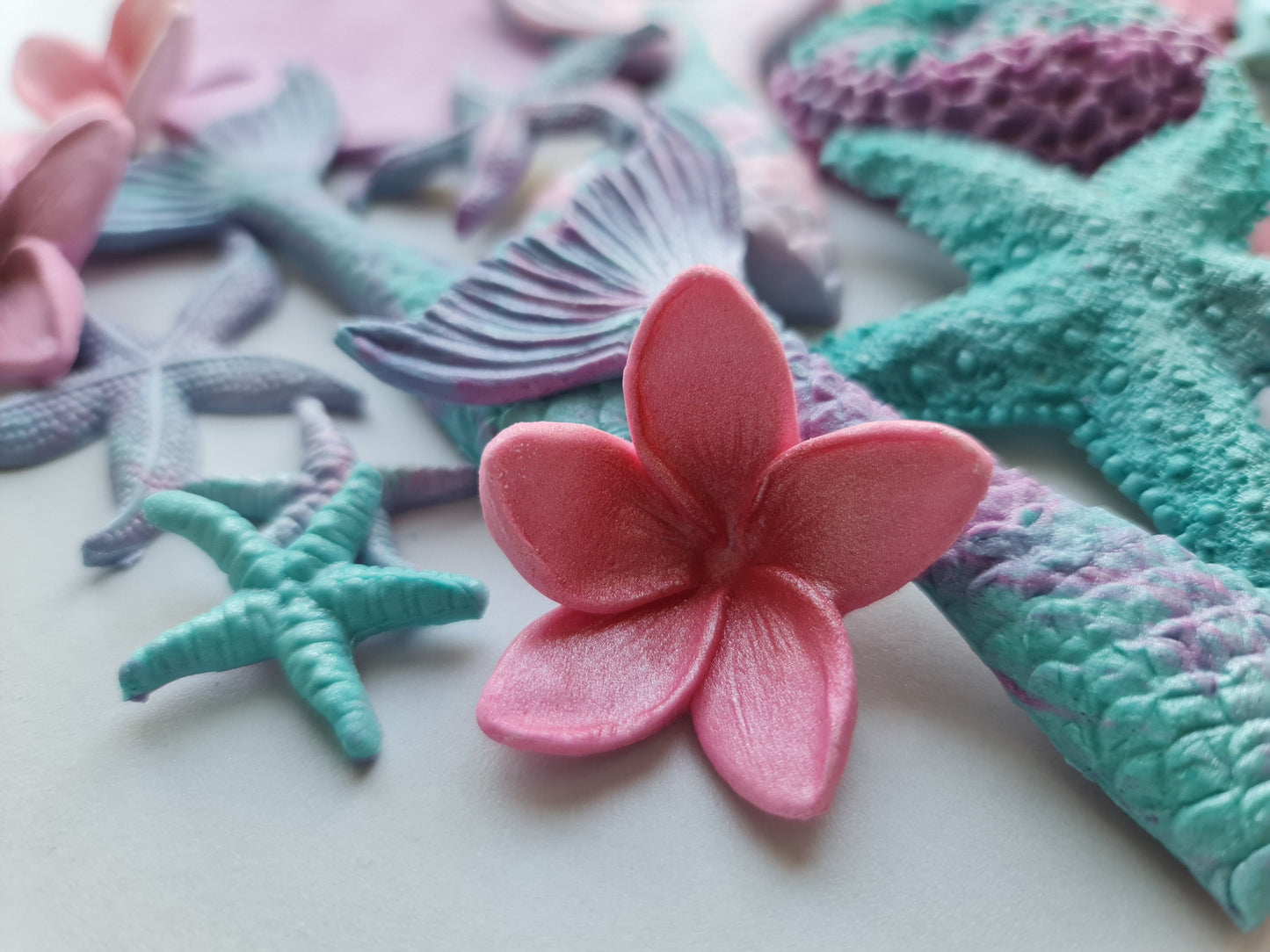 24 Sugar Fondant Mermaid Cake Toppers: Seahorse, Starfish, CoralsNo Extra Fees for US Buyers