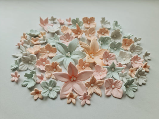 50 pcs. Edible sugar fondant flowers cake cupcake topper decorations. Light pastel colorsNo Extra Fees for US Buyers