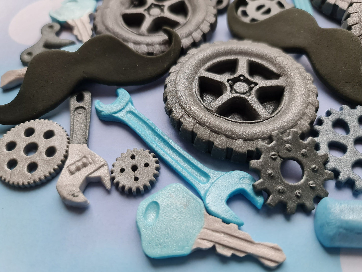 30-Piece Edible Fondant Steampunk Cake Topper SetNo Extra Fees for US Buyers