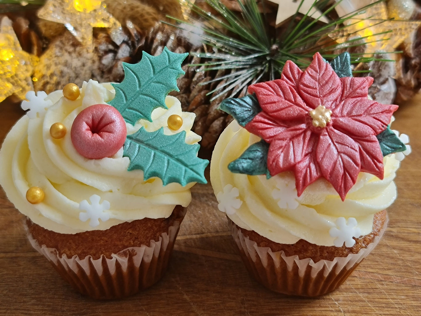 Edible sugar fondant Christmas cake topper, decorations, berries, holly leaves, poinsettia flowers, snowflakes, sprinkles