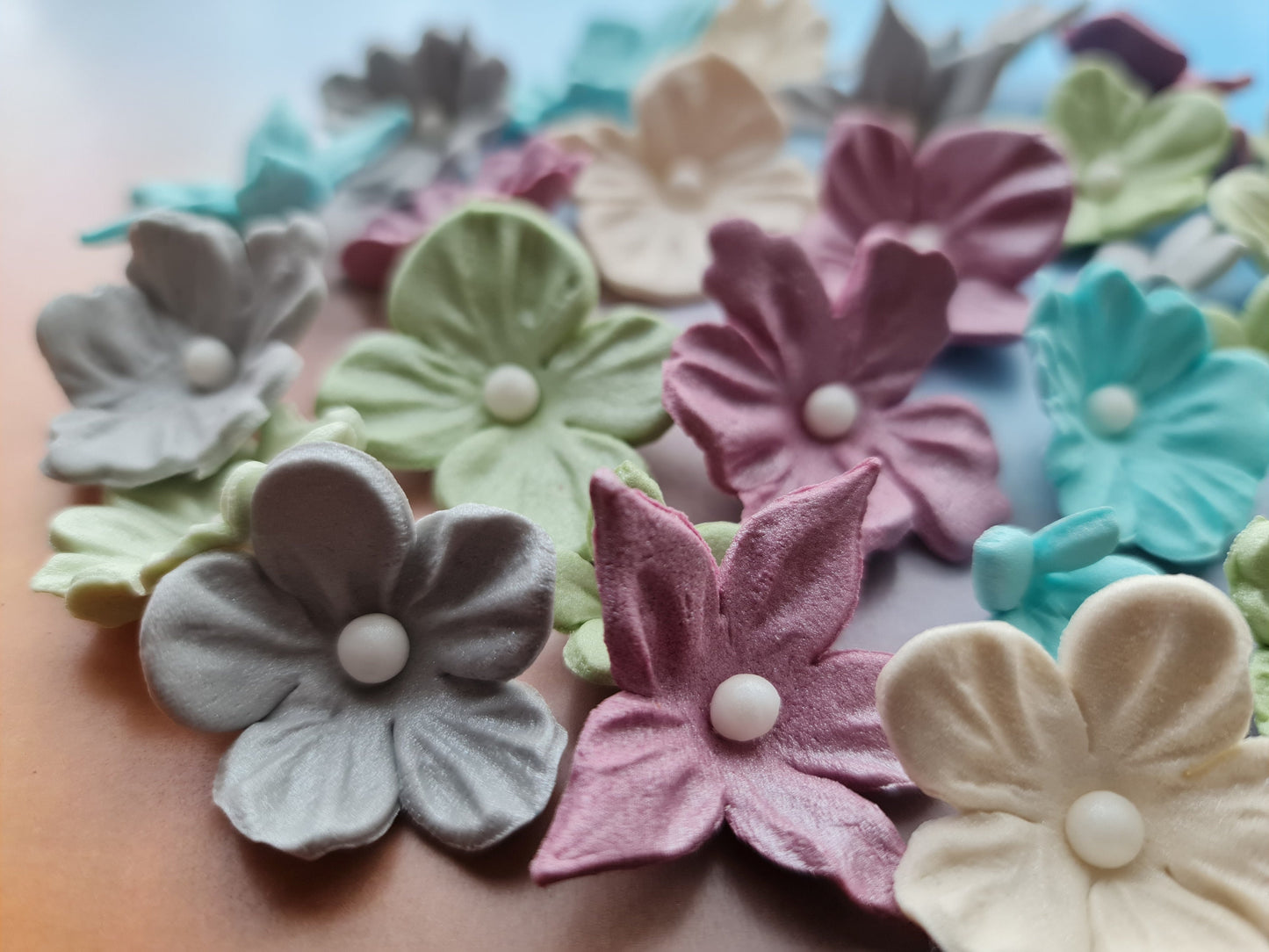 50 pcs. sugar fondant flowers cake topperNo Extra Fees for US Buyers