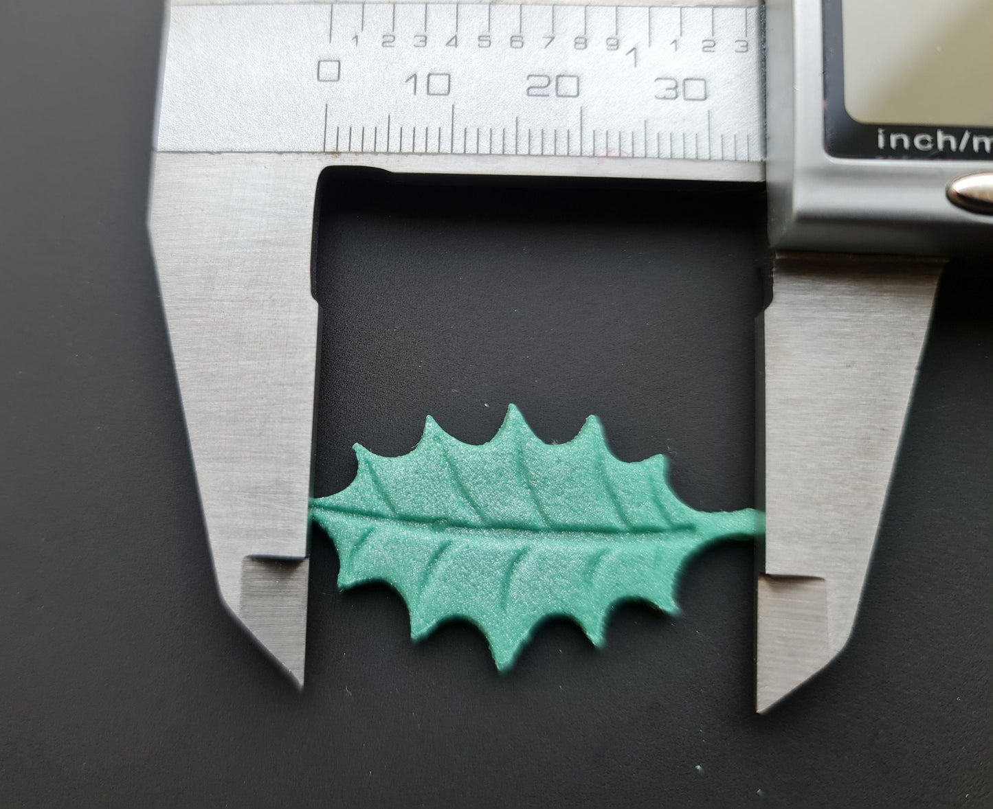 Edible sugar fondant Christmas cake topper, decorations, berries, leaves, reindeer, snowflakes, sprinklesNo Extra Fees for US Buyers